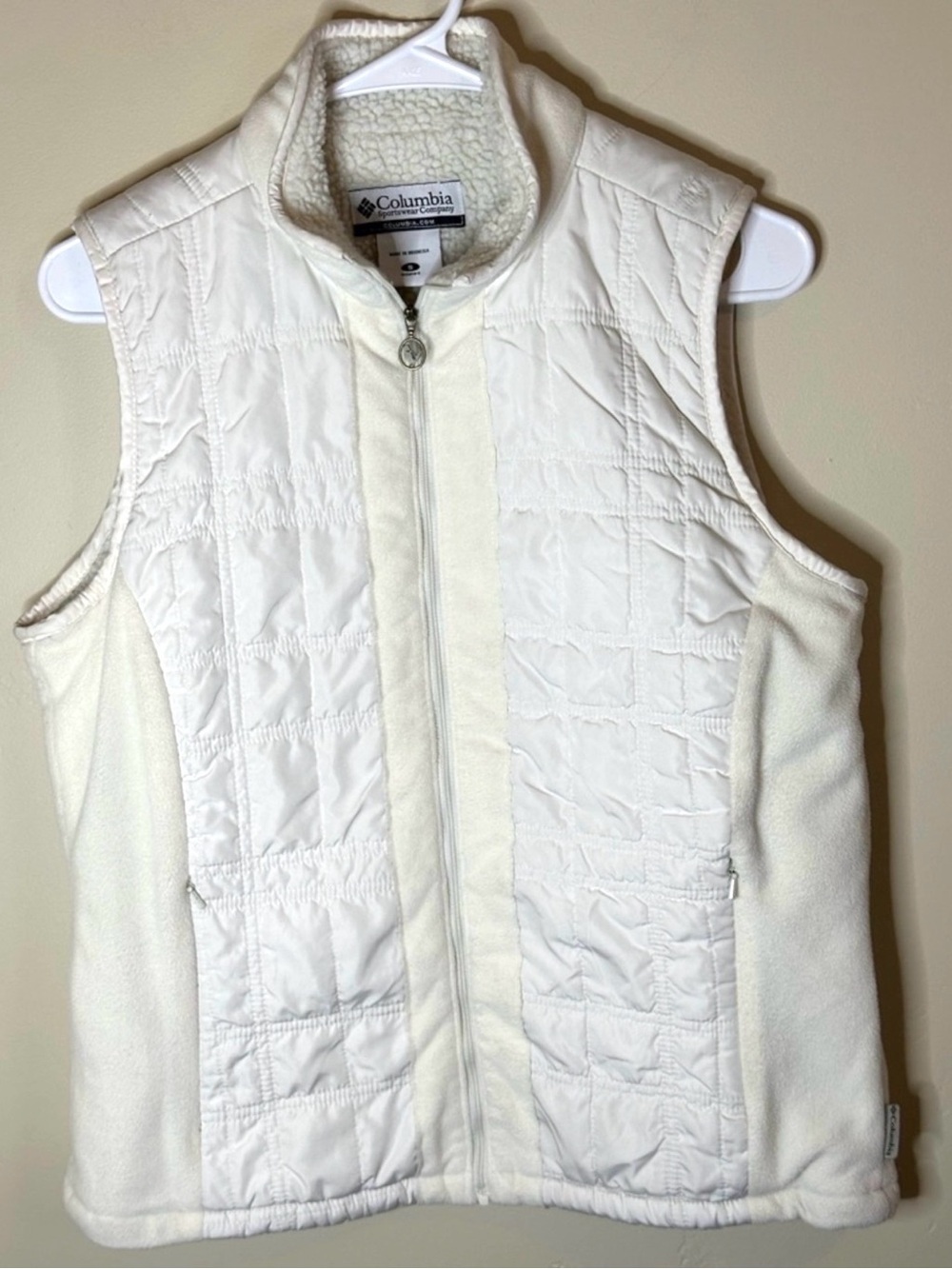 Columbia Women’s Small Cream Quilted Sherpa Fleece Vest Full Zip Outdoor
